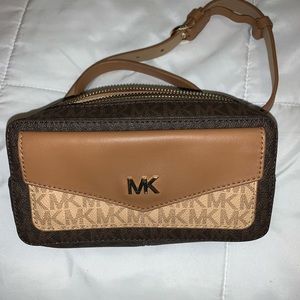 Womens Michael Kors Fanny Pack
